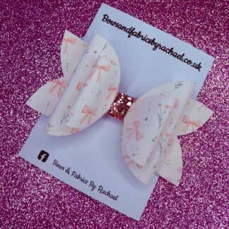 Bows 004 Hair Bow