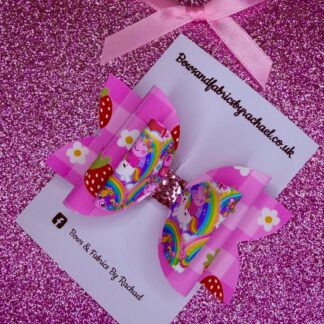 Piggie & Strawberry 001 Hair Bow