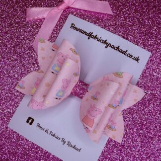Pink Piggie 041 Hair Bow